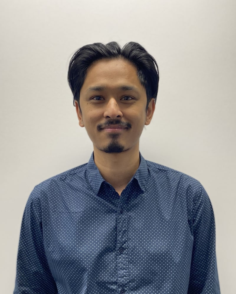 Rikesh Prajapati, Accountant